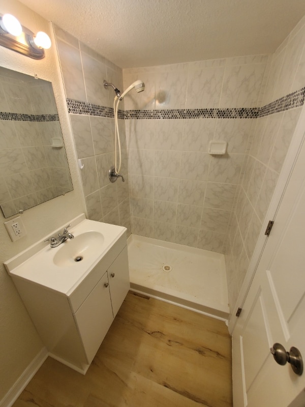 Photo - 262 Taho Cir