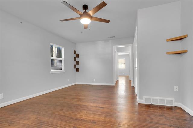 Photo - 4929 Locke Ave