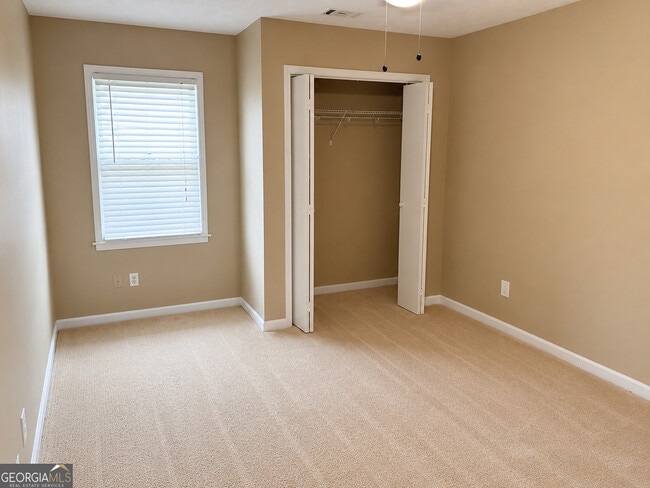 Photo - 1710 Underwood Dr SE