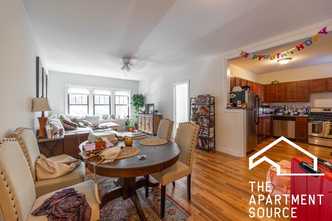 Photo - 630 W Cornelia Ave Unidad S1