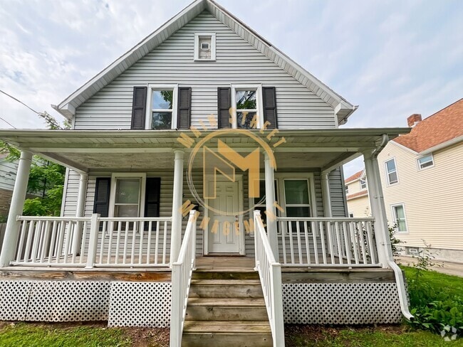 Building Photo - 1116 W 8th St Unit Lower Rental