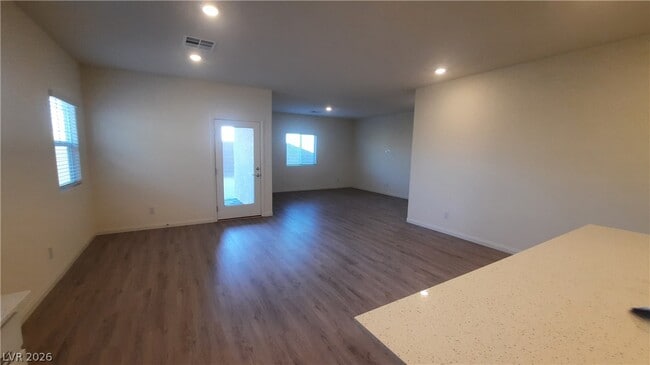 Photo - 1674 Viola Falls St