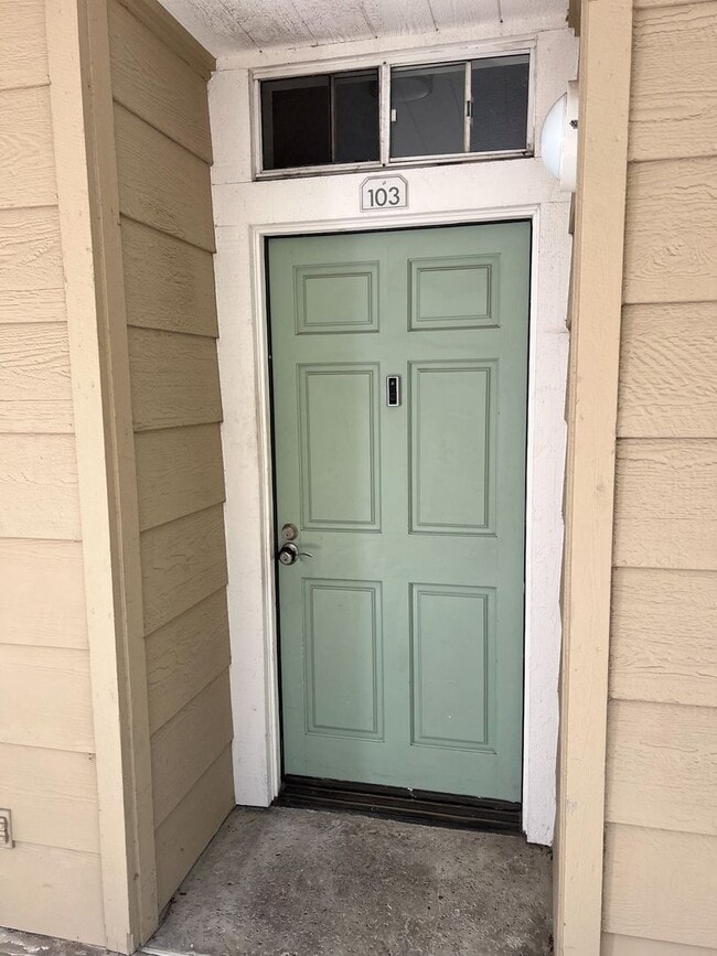 Building Photo - Spacious studio in the Seabridge Gated Com...