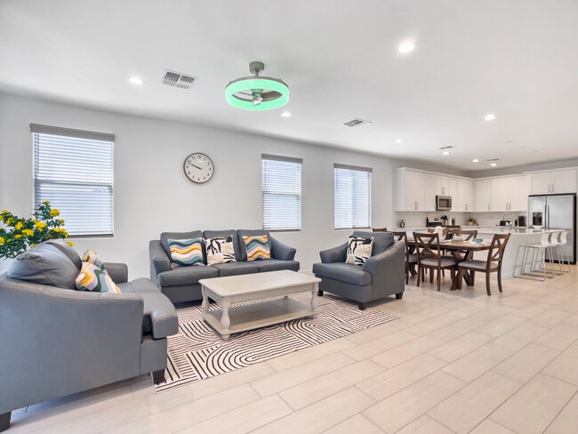 Photo - 11343 S 50th Ave