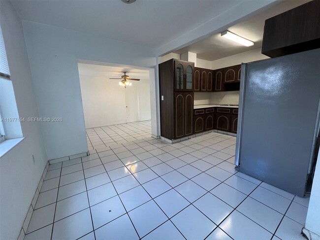 Photo - 425 SW 64th Ct Unit A