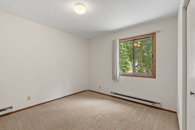 Photo - Spruce Place Apartments
