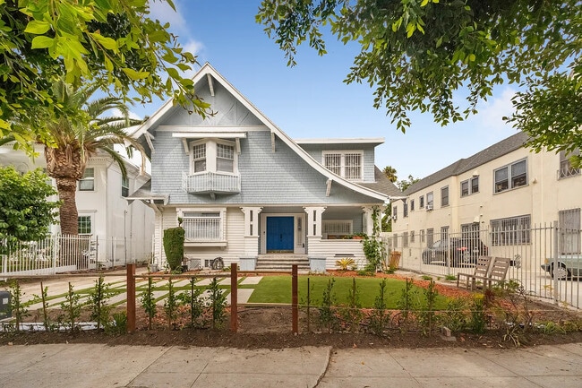 Building Photo - 715 S Norton Ave Rental