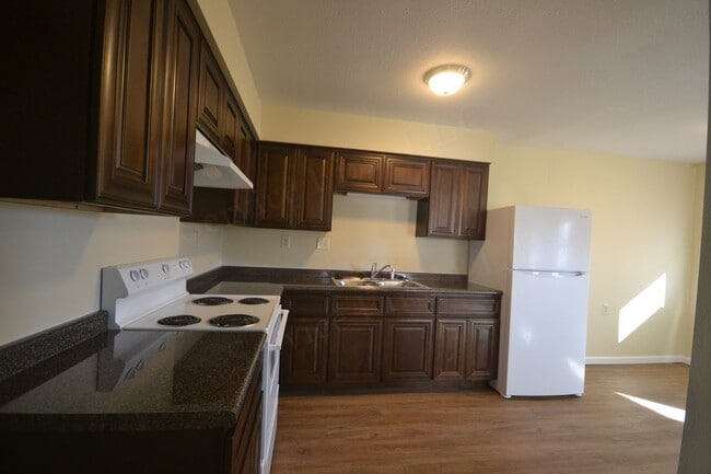 Building Photo - Cross Timbers Apartment Unit 2