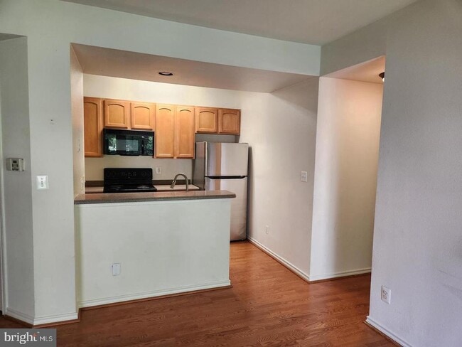 Photo - 3916 Penderview Dr Unit 426