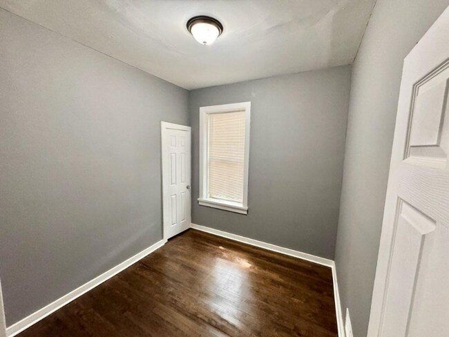 Building Photo - 7841 S Drexel Ave