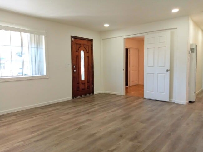 Photo - Recently Remodeled 3bd Single Story House Accepting Pets!