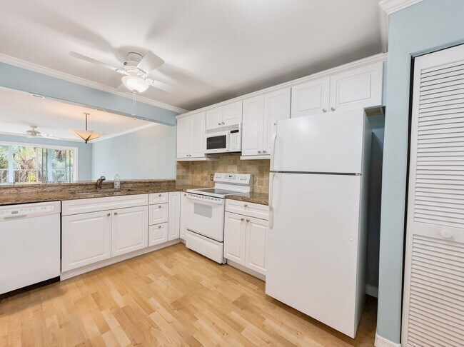 Photo - Stunning Sandpiper Bay 2 bed/2 bath end unit condo