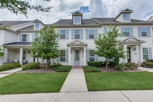 Photo - 928 Marian Dr Townhome