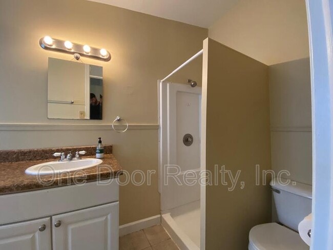 Photo - 1107 B Richmond Rd