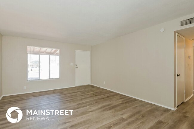 Photo - 5828 E Calle Silvosa