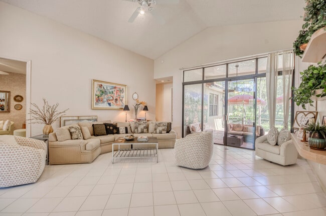 Photo - 10080 Dover Carriage Ln