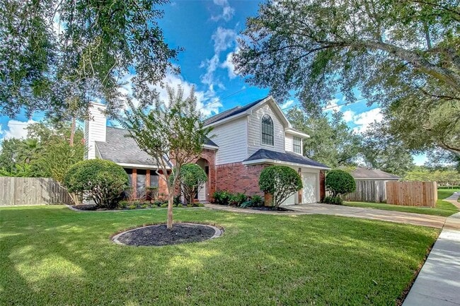 Photo - 2615 Woodstream Blvd