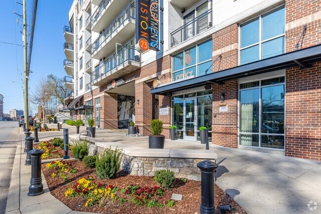 Entrance - Elliston 23