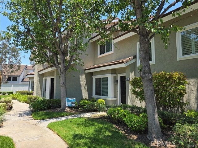 569 Springbrook N
