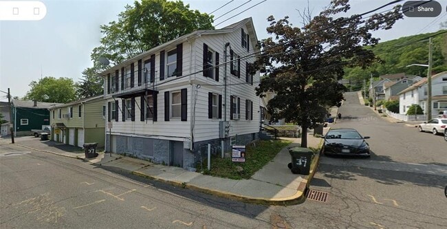 House Exterior - 37 Drew Ave Apartments Unit 2-1