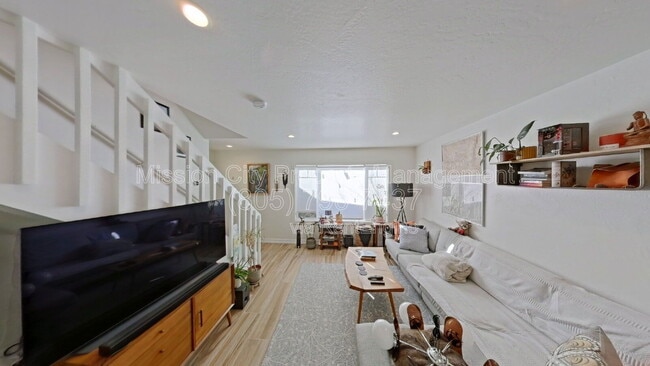 Photo - 628 Mulberry Ave