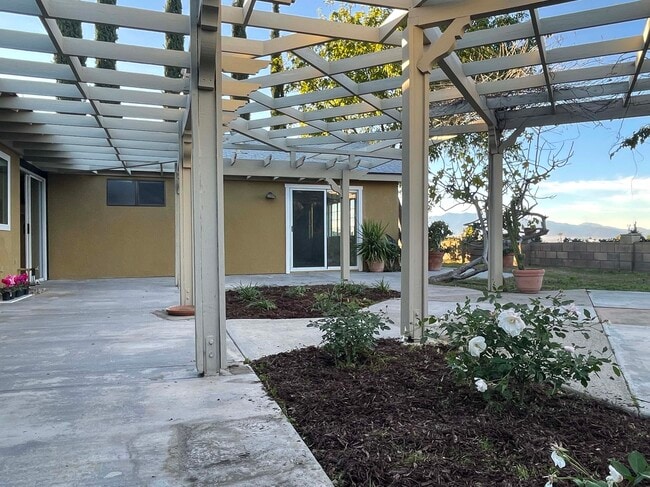 Photo - 25660 Allen Way