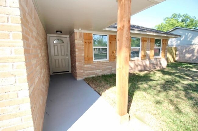 Photo - 407 Morningside Dr