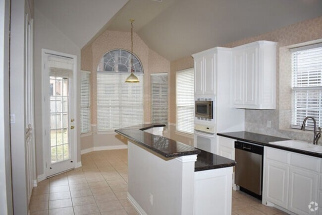 Building Photo - 516 Arcadia Dr Rental