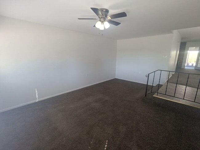 Photo - Single Story Home 4 bedroom + Enclosed pat...