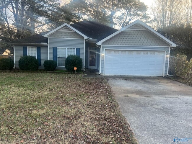 Photo - 108 Ann Bradley Dr