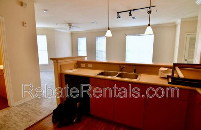 Photo - 8290 Gate Pkwy W Unit #137