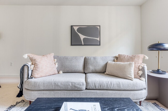 Photo - 330 3rd Ave W Unit SI FL7-ID3829A