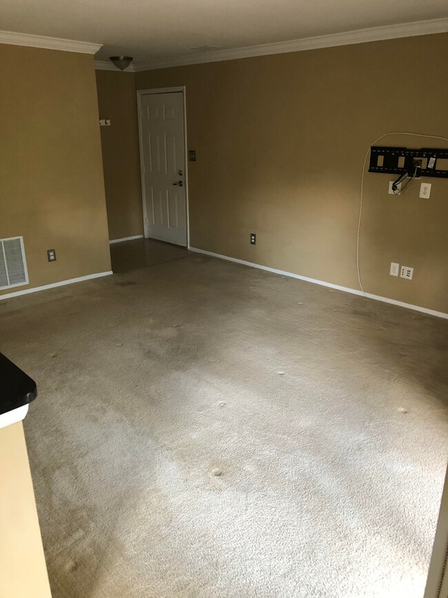 Photo - 11704 Olde English Dr Apartment