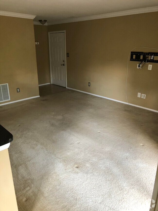 Building Photo - 11704 Olde English Dr Unit I Rental