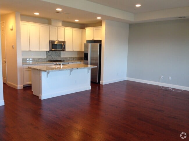 Building Photo - 636 Fan Tail Way Rental