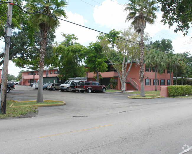 Building Photo - Pompano Gardens Rental