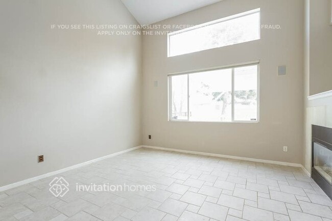 Photo - 5364 Goshawk St