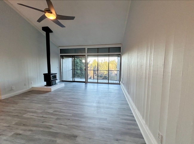 Photo - Sixty 01 Condominiums - Redmond Unit 261