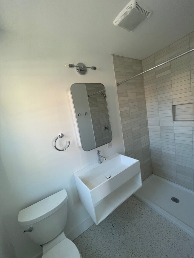 Photo - 58 N Prince St Unit C