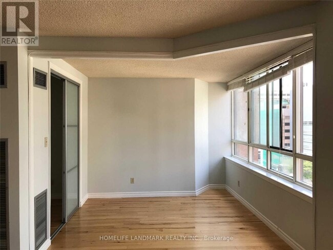 Photo - 633 Bay St. Unit 1122