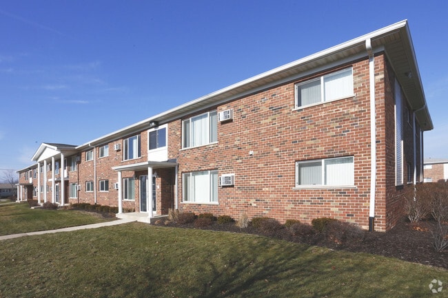 Photo - Williamsburg Square