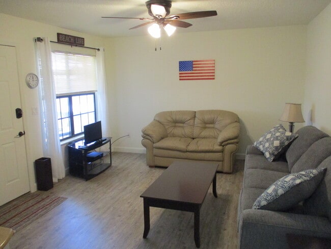 Photo - 35-49 NE 4th St Unit 39