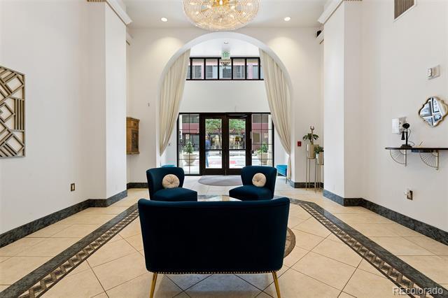 Photo - 444 17th St Unidad 209