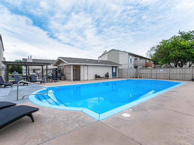 Gorgeous Pool Area