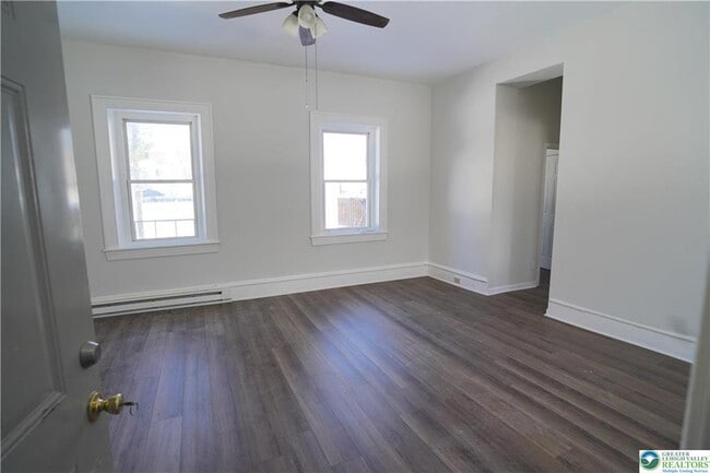 Photo - 350 Main St Unidad 5