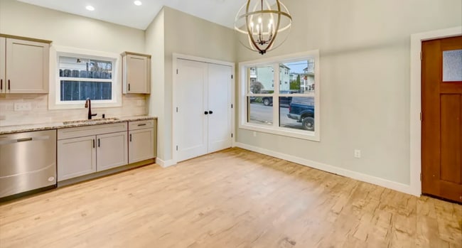 Photo - 627 Prescott Ave