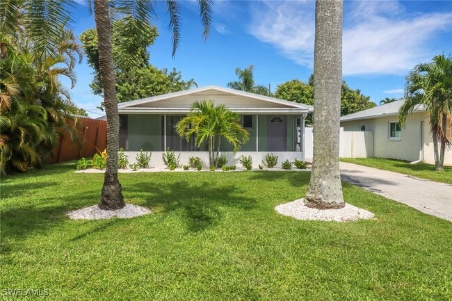 Photo - 751 100th Ave N