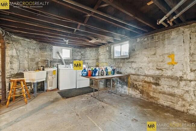 Photo - 361 Washington St Unit 3