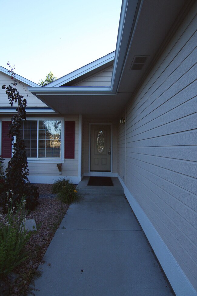 Photo - 3BR 2BA Contemporary Living - Meridian