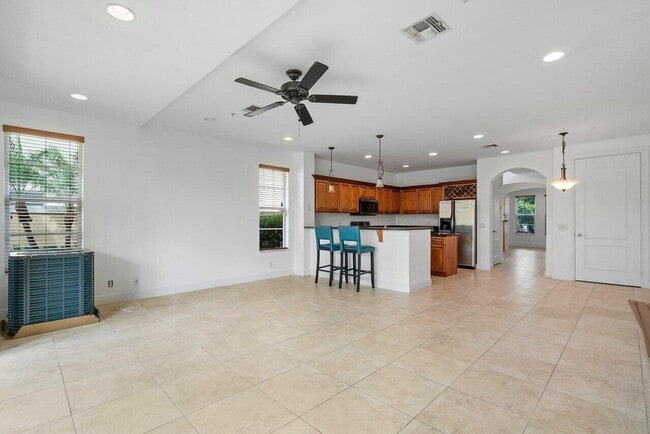 Photo - 811 S Federal Hwy